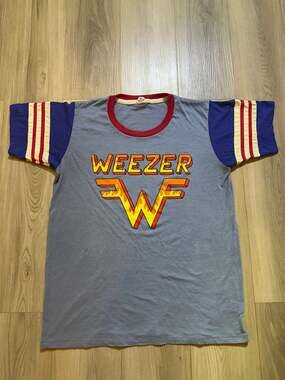 Weezer Camp Collection Hella Mega Tour Flame Logo Ringer Band Tee Medium